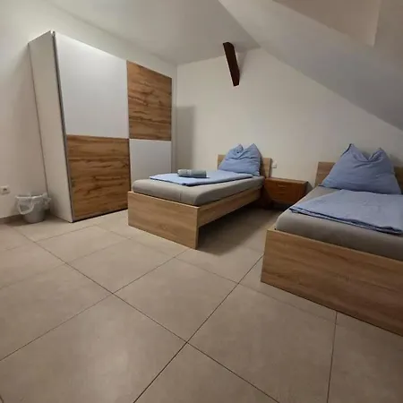 Gaestezimmer Konukevi